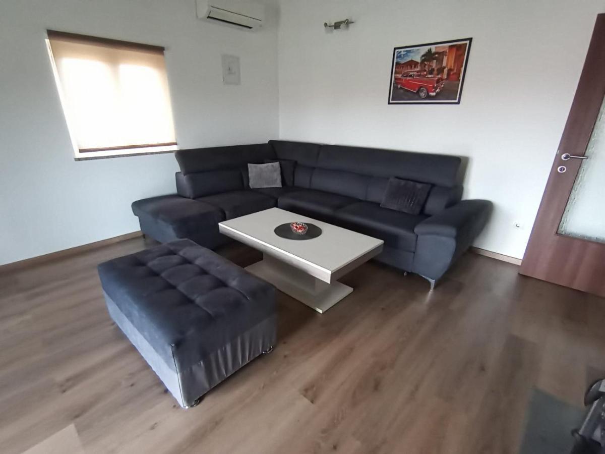 Apartment Sofija Galižana Eksteriør bilde