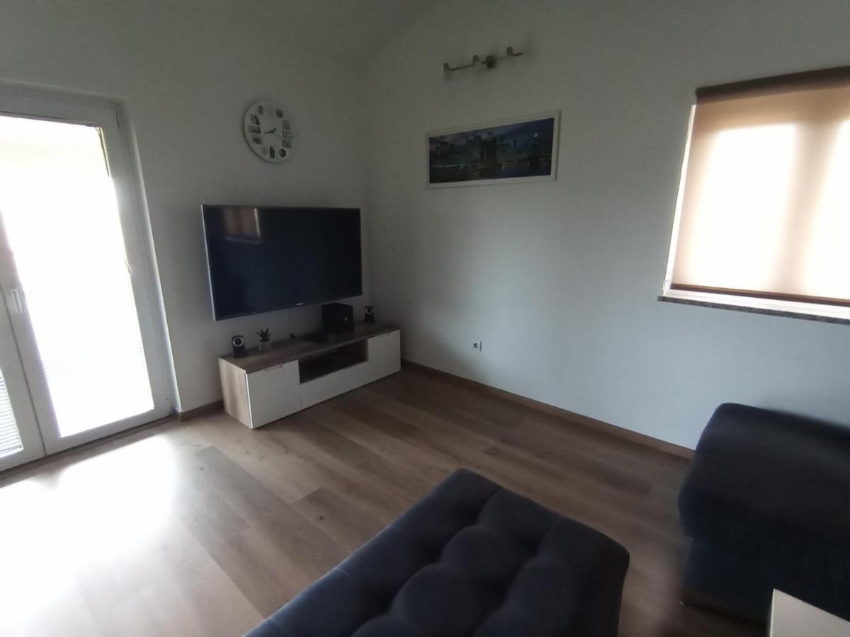 Apartment Sofija Galižana Eksteriør bilde